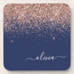 Porta-copo Marinho Azul Rosa Dourado Blush Cor-de-rosa brilha<br><div class="desc">Marinho Azul e Rosa Dourado Blush Rosa Brilhante Cor-de-rosa-claro Nome do Script Monograma Portas copos de papel. Isso faz a formatura perfeita,  aniversário,  casamento,  chá de panela,  aniversário,  chá de fraldas ou presente de festa de solteira para alguém que ama luxo de vidro e estilos quíticos.</div>