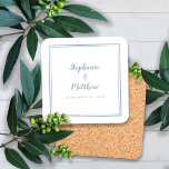 Porta-copo Minimalista de Casamento Moderno de Dusty Blue New<br><div class="desc">Simples, minimalista e porta copos de Casamento Chic apresenta um design moderno com uma fronteira dupla em azul tendencioso e empoeirado sobre um fundo branco nítido. Este design moderno simples fornece sofisticação eterno e clássica. Personalize os nomes do casal e da data do evento em letras azuis elegantes e script....</div>