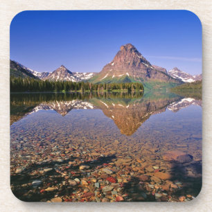 Porta-copo Montanhas refletem no calmo lago Two Medicine em
