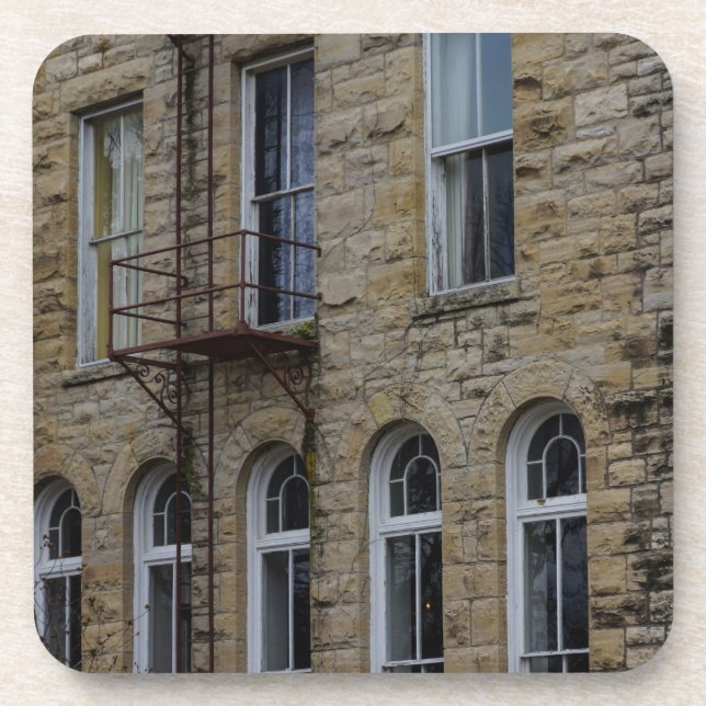 Porta-copo Muro Crescente (Frente)