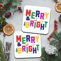 Reindeer feliz e pinheiro brilhante Snowman