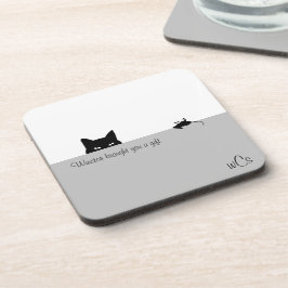 Porta-copo Sneaky Cat trouxe um presente para você