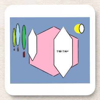 Porta-copo Tikki clássico Taibo.  Em um coaster.