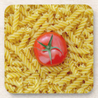 Tomate com massa fusilli
