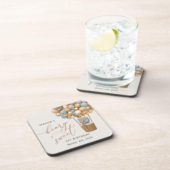 Porta-copo Urso Bastante, Balões Azuis, Primeiro Aniversário (Lado Direito)