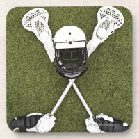 Varas do Lacrosse, luvas, bolas e capacete dos
