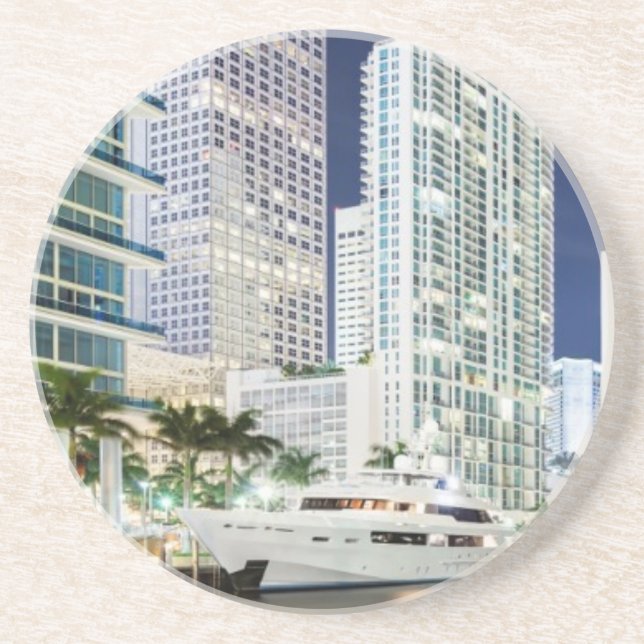 Porta-copos Construções ao longo do rio Riverwalk de Miami (Frente)