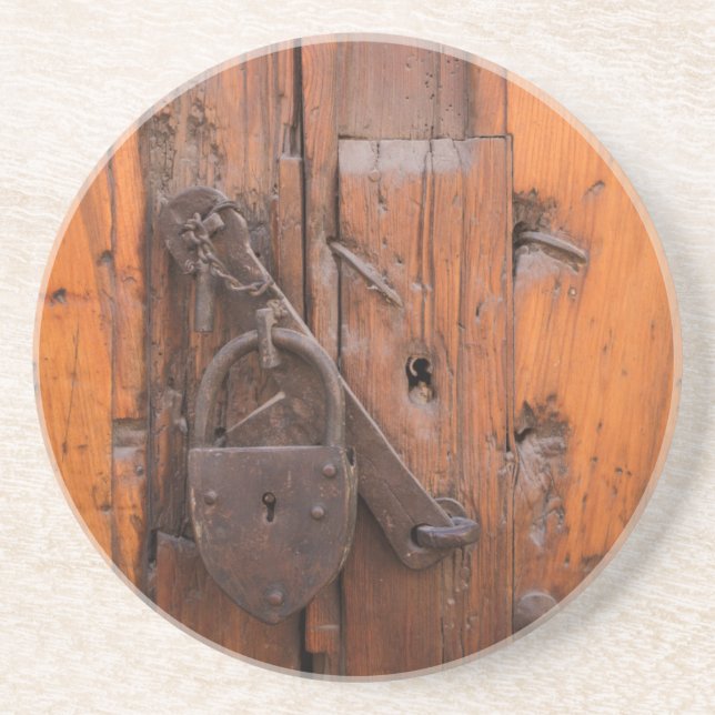Porta-copos De Arenito Cadeado na porta de madeira (Frente)