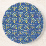 Porta-copos Feliz Hanukkah Estrela Judia Menorah Blue Chanukah<br><div class="desc">Feliz Hanukkah,  Chanukah,  Menorah,  festival de luzes,  estrela judia,  porta copos azul.</div>