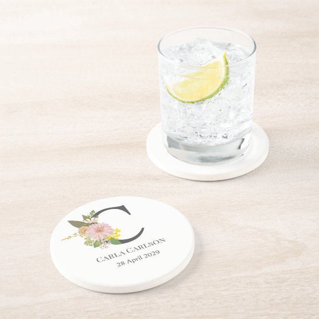 Porta-copos Floral Monogram Letter C Custom Name and Date  (Lateral)