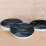 Porta-copos Monograma de Agato Dourado Azul Marinho Elegante<br><div class="desc">Esta porta copos elegante azul-marinho e dourada-agate gode sandstone apresenta um monograma elegante com o nome numa letra serif moderna de tendência. Se você quiser este design em outros produtos ou precisar de qualquer outra ajuda para o design,  por favor,  entre em contato comigo através do Zazzle.</div>
