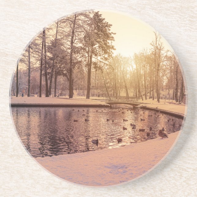 Porta-copos Sunset sobre parque com lago congelado pequeno (Frente)