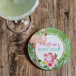 Porta-copos Tropical Rosa Flamingo Personalizada Monograma Cas<br><div class="desc">Estas divertidas coasters personalizadas de verão apresentam um flamingo cor-de-rosa bonito com um exuberante quadro de folhas verdes de palma e flores de hibisco tropicais. O texto personalizado na moda pode ser personalizado com seu monograma de sobrenome e outros textos personalizados para descrever seu oásis tropical, havaiano temido! As cores...</div>