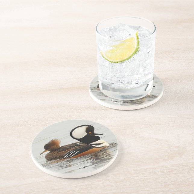Porta-copos Um Encontro de Patos Merganso Encapuzados no Pond (Lateral)