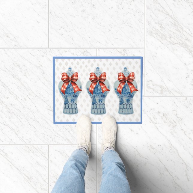 Porta do tapete azul branco de gengibre (Interior)