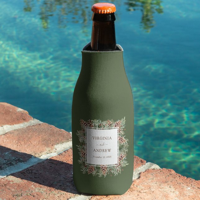 Porta-garrafa Casamento do Pinheiro Verde (Hunter Green Pine Greenery Wedding Bottle Cooler by Painted Paperie
)