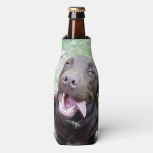 Porta-garrafa Goofy Delights: Chocolate Brown Labrador Puppy,