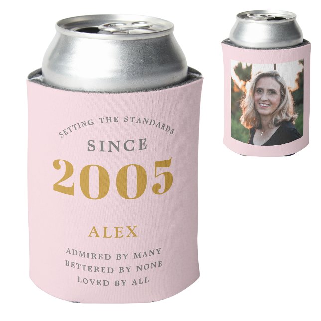 Porta-lata 20 Birthday Name 2005 Chic Pink Cinza Foto (Personalized pink 20th birthday can cooler with custom photograph and name.)