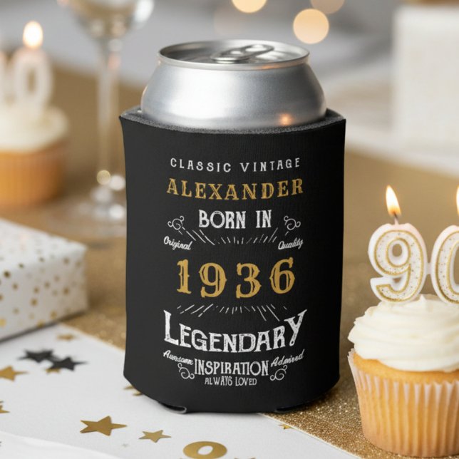 Porta-lata 90 Personalizado Apelido Aniversário do Ano Legend (90th birthday can cooler on a party table.)
