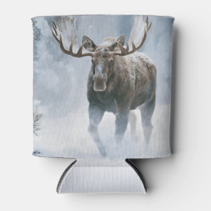 Porta-lata Alce Macho Caminhando pela Neve Boreal