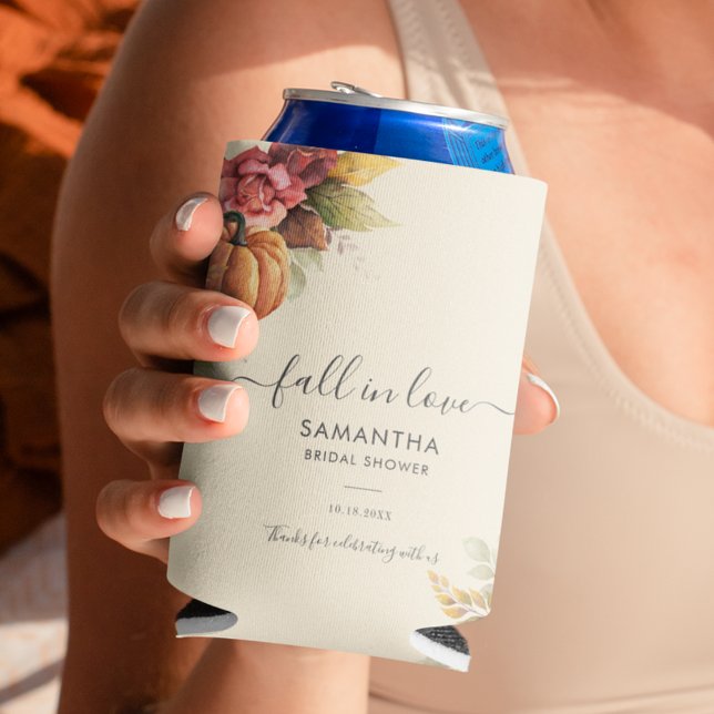 Porta-lata Apaixonado Bomba de Abóbora Folha de outono deixa  (Fall in Love Floral Pumpkin Fall Bridal Shower Can Cooler)