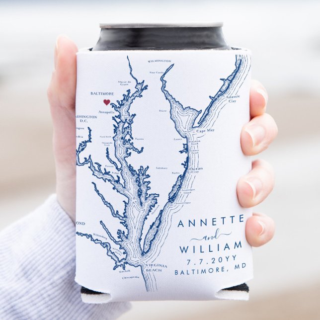 Porta-lata Baltimore Maryland Modern Weding Can Cooler (This Chesapeake Bay map can coozie is the perfect wedding favor for your Baltimore, Maryland wedding)