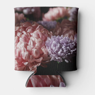 Porta-lata Buquê de Aster Rosa: Iluminação Barroca.