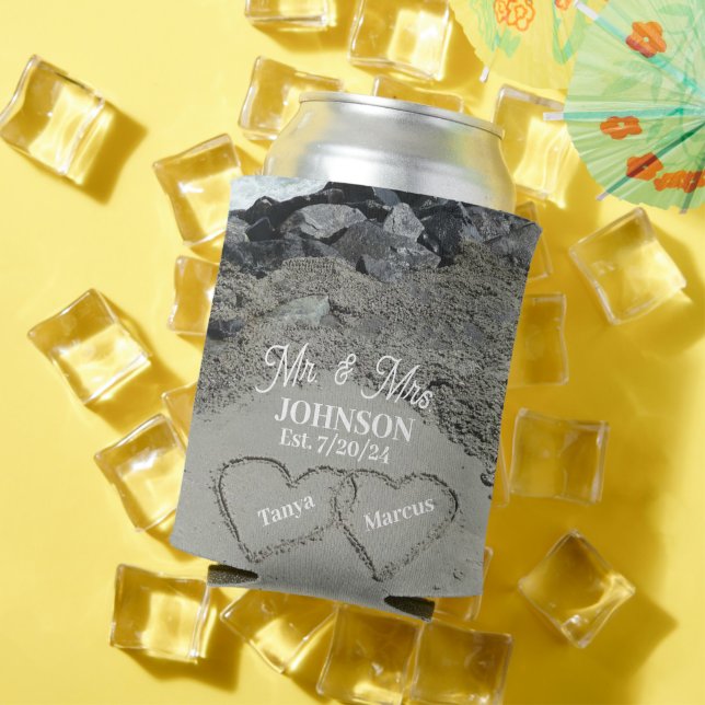 Porta-lata Consegue Resfriar - Dois Corações Na Areia (Verão in situ)