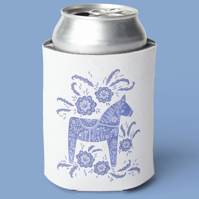 Porta-lata Dala Horse Blue e White Can Cooler (Blue and white Swedish Dala Horse folk art can cooler)