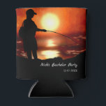 Porta-lata Despedida de solteiro de pesca Amante de pesca Par<br><div class="desc">Esta capacidade de refrigeração é uma escolha perfeita para amantes e entusiastas da pesca. Quer você esteja lançando linhas em um lago tranquilo ou aproveitando um dia na água com amigos, o Can Cooler mantém suas bebidas favoritas refrescantemente frias enquanto adiciona um toque de elegância às suas artes de pesca....</div>