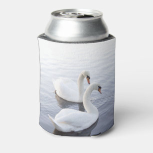 Porta-lata Dois Cisnes Nadando no Lago Tranquilo