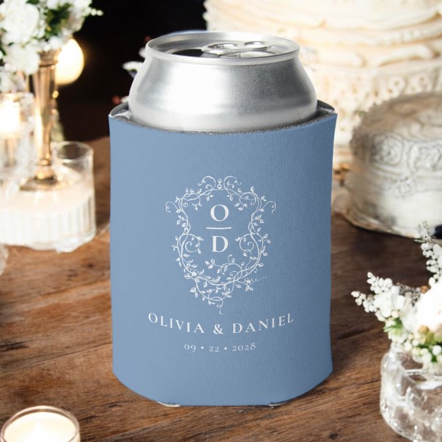 Porta-lata Dusty Blue Crest Modern Monogramas Casamento (Criador carregado)