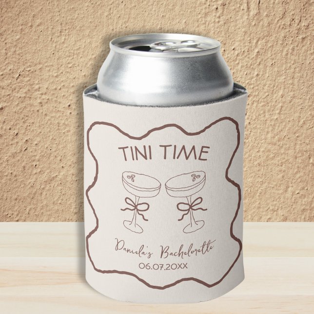 Porta-lata Espresso Martini Tini Horário Desenha Bachelorette (Espresso Martini Tini Time Hand Drawn Bachelorette Can Cooler)