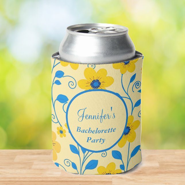Porta-lata Festa de Despedida de Solteira - Amarelo Manteiga  (Bachelorette Party- Butter Yellow and Blue Floral- Can Cooler)