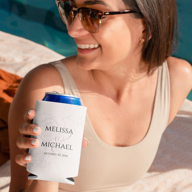 Porta-lata Flush Floral Elegante Caligrafia Simples Ampersand (Elegant blush floral greenery wedding can cooler. )