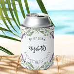 Porta-lata Lavanda eucalipto Festa de solteira verde<br><div class="desc">Um fundo branco. Decorado com flores lavandas e eucalipto verde. Personalize e adicione a data e o nome da noiva a ser.</div>
