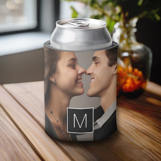 Porta-lata Monograma Personalizado de Colagem de Fotos Preto  (Custom Can Cooler)