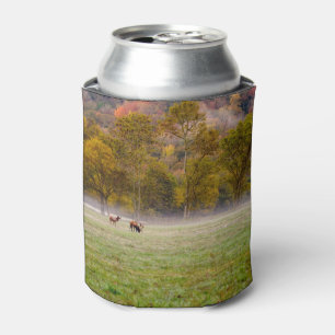 Porta-lata O Casal De Elk Grazing Pode Resfriar