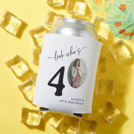 Porta-lata Olhe Quem Está Com 40! Moderno Foto de Aniversário