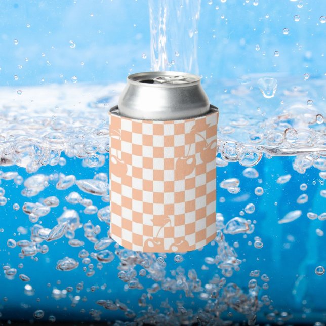 Porta-lata Peach Fuzz Cherry Gingham Patterno (Peach Fuzz Cherry Gingham Pattern Can Cooler)
