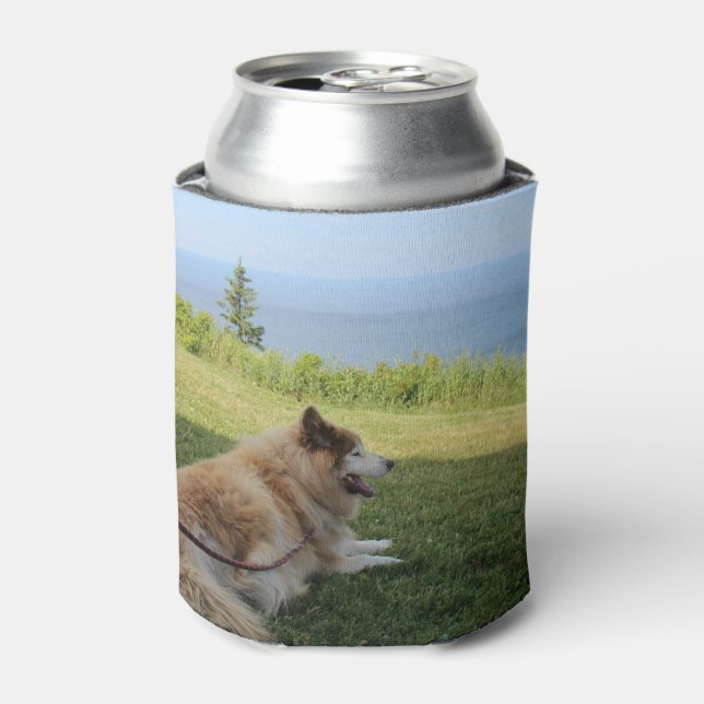 Porta-lata Suka Enjoying Cape George (Can Front)