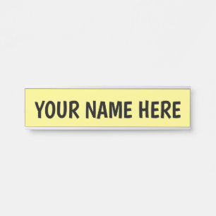 PORTA PLACA DE METAL COM NOME PERSONALIZADO