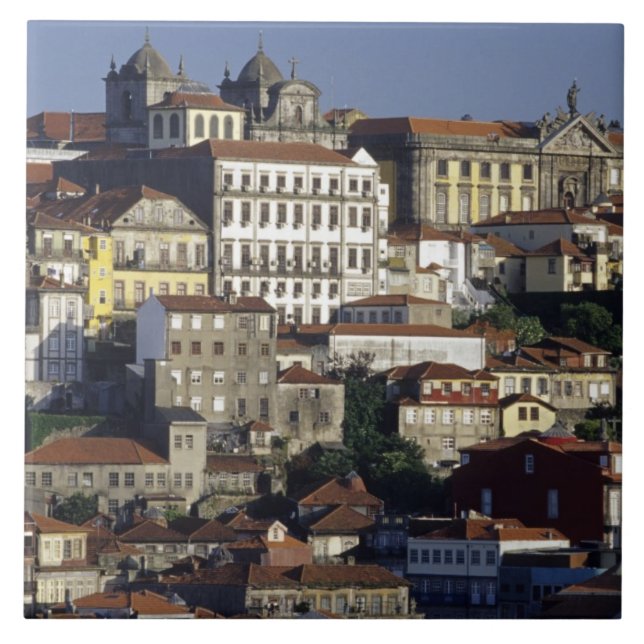 Portugal, Porto. Casas históricas e (Frente)