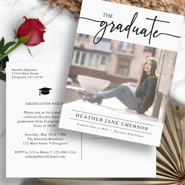 Postal Cartão de Formatura Simples Moderno (Simple Modern Photo Graduation Postcard by Painted Paperie
)
