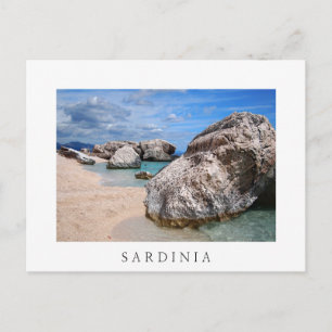 Postal Grandes rochas na praia da Sardenha — cartão po