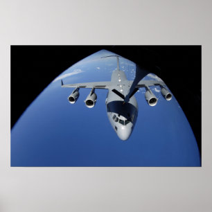 Poster A C-17 Globemaster III recebe combustível 2