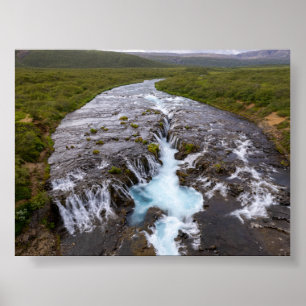 Poster A cachoeira Bruararfoss na Islândia