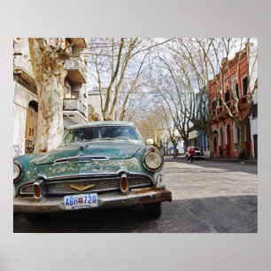 Pôster A cor oxidada e flocoso de um carro velho