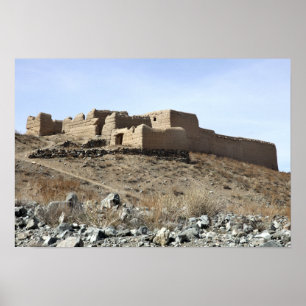 Pôster A fortified compound in the village of Akbar Kh