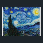 Poster A Noite Estrelada de Van Gogh<br><div class="desc">Vincent van Gogh's The Starry Night (1889) é uma das obras mais icônicas do Posto-Impressionismo. Pintado em Santo-Rémy,  ele captura um cheio de emoção e movimento no céu noturno,  em contraste com a calma vila abaixo. Suas cores ousadas e pinceladas expressivas fazem dela uma obra-prima eterno.</div>